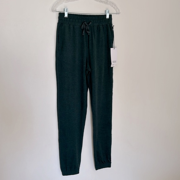 NWT Girlfriend Collective ReSet Joggers - Picture 7 of 11